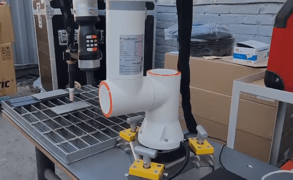 Laser Welding Test with Fairino FR3 Robot